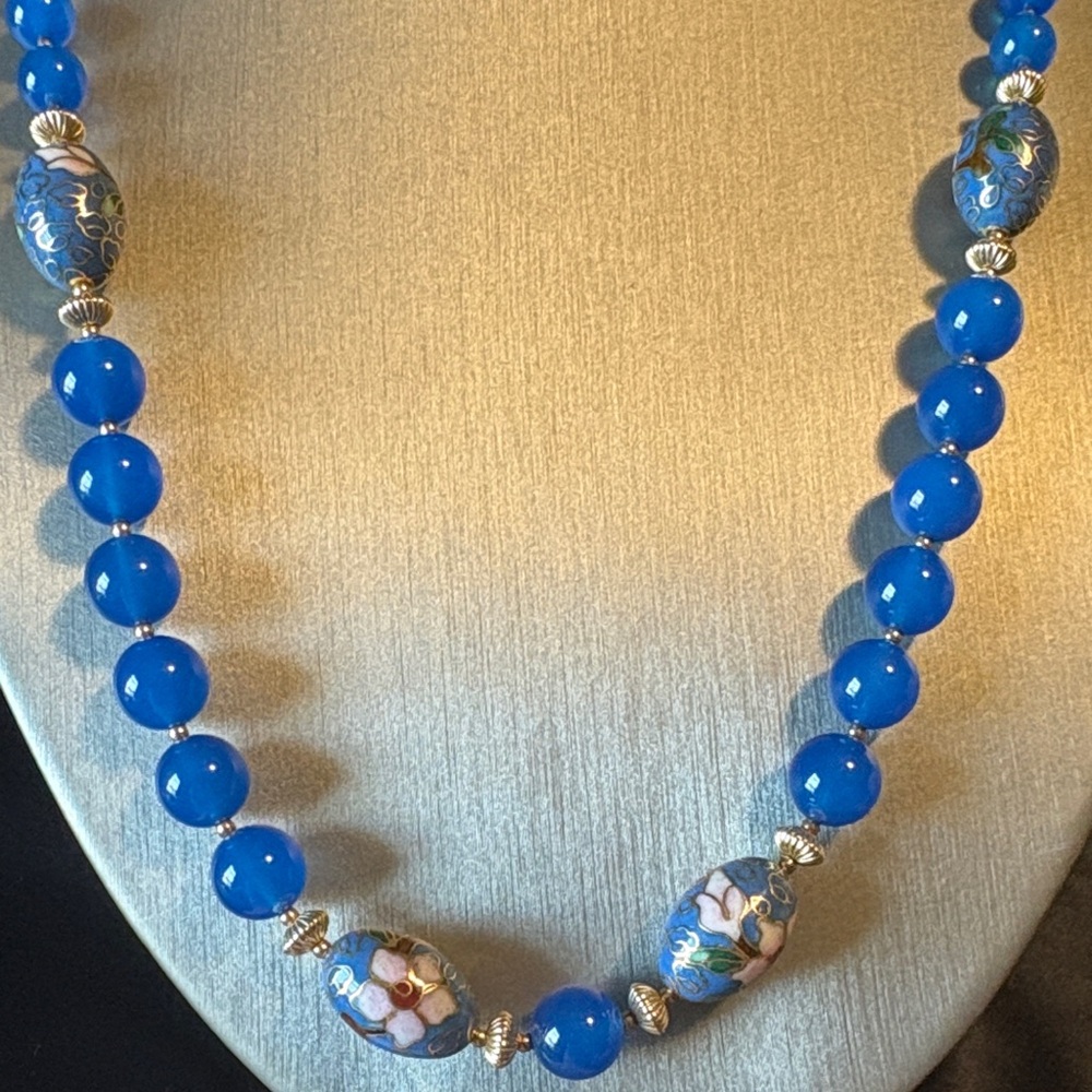 Cloisonne’ Blue Beaded Glass Necklace